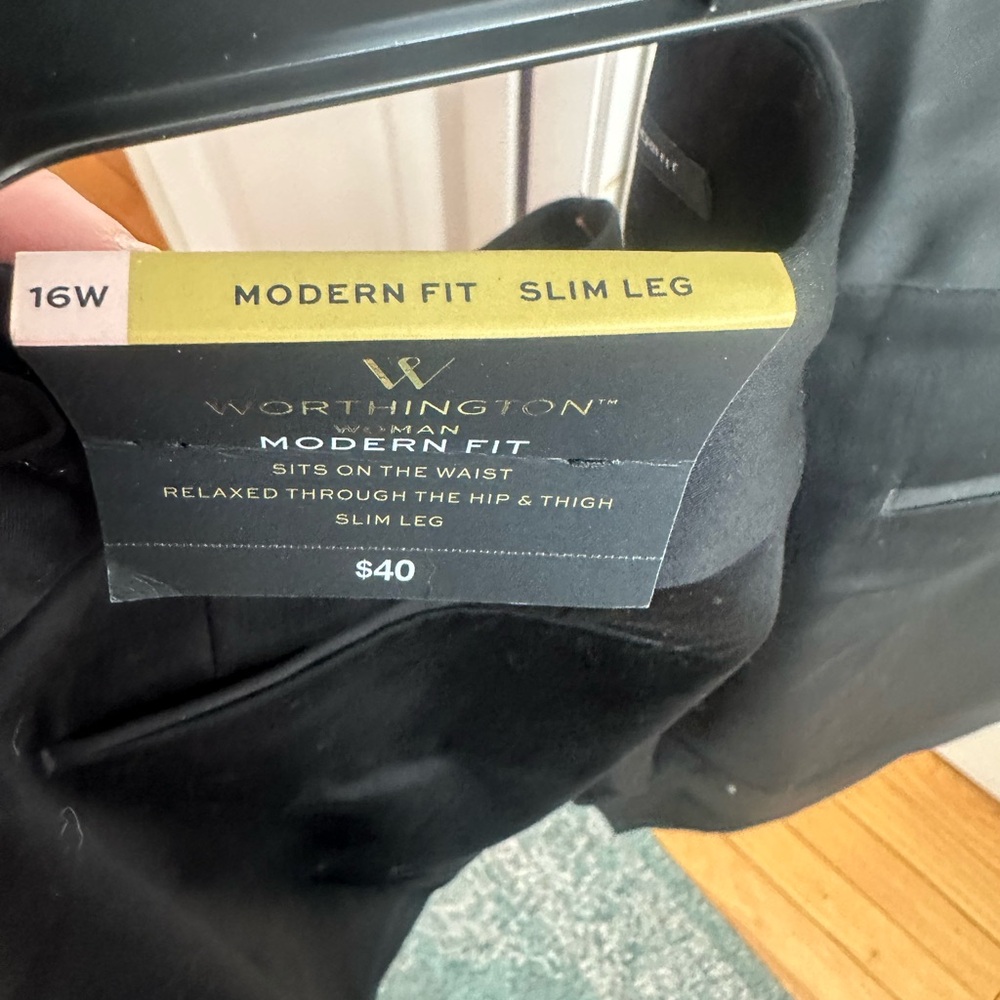 Worthington Black Modern Fit Pants - Picture 3 of 3